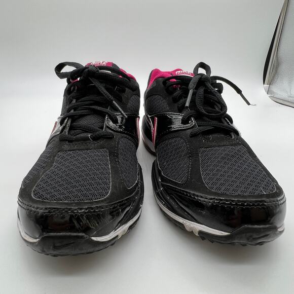 Nike Women's Athletic Shoes Size 8 Pink and Black - Picture 2 of 8